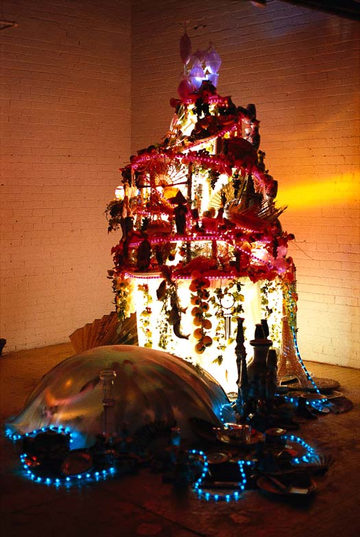 Chroniques des merveilles annoncées, 2002